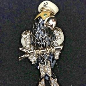 NEW Saint John Beautiful Parrot Pin/Brooche